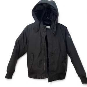 Abercrombie & Fitch ULTRA Jacket Label in White and Black